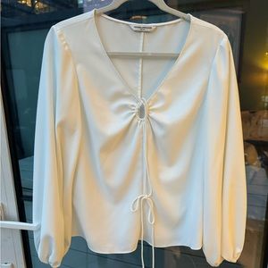 Amanda Uprichard White Long-sleeve top with keynote tie back, Sz L